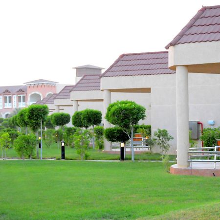 Radisson Blu Resort, Al Khobar ハーフ・ムーン・ベイ エクステリア 写真 Residential villas in Al-Ghazal