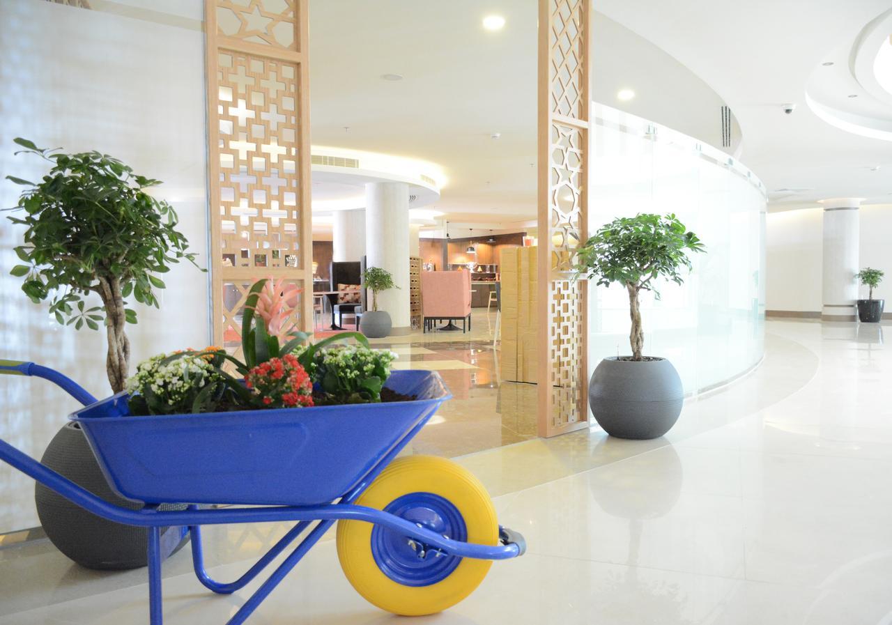 Radisson Blu Resort, Al Khobar ハーフ・ムーン・ベイ エクステリア 写真 Interior of the hotel