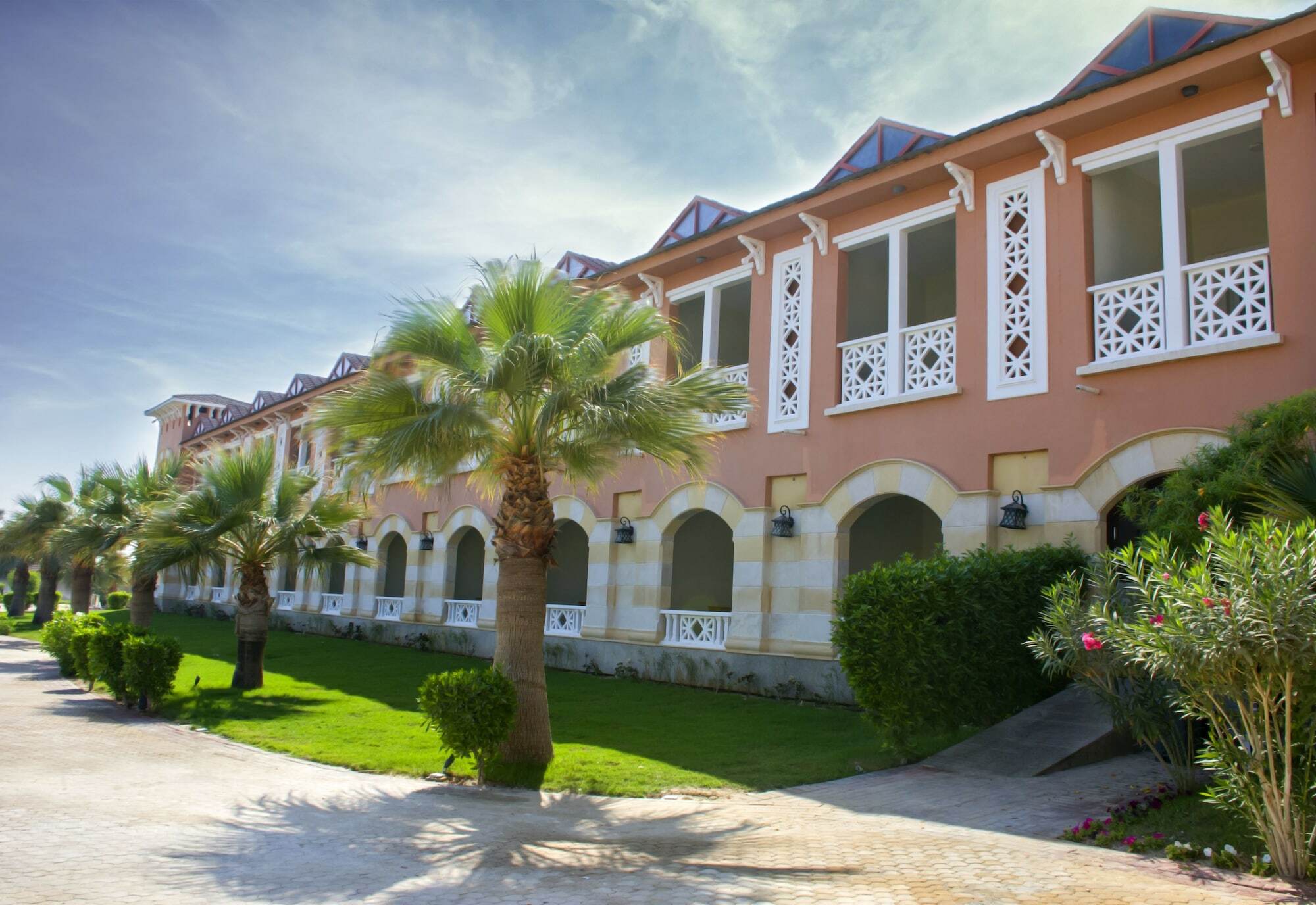 Radisson Blu Resort, Al Khobar ハーフ・ムーン・ベイ エクステリア 写真 A typical hotel in Antalya