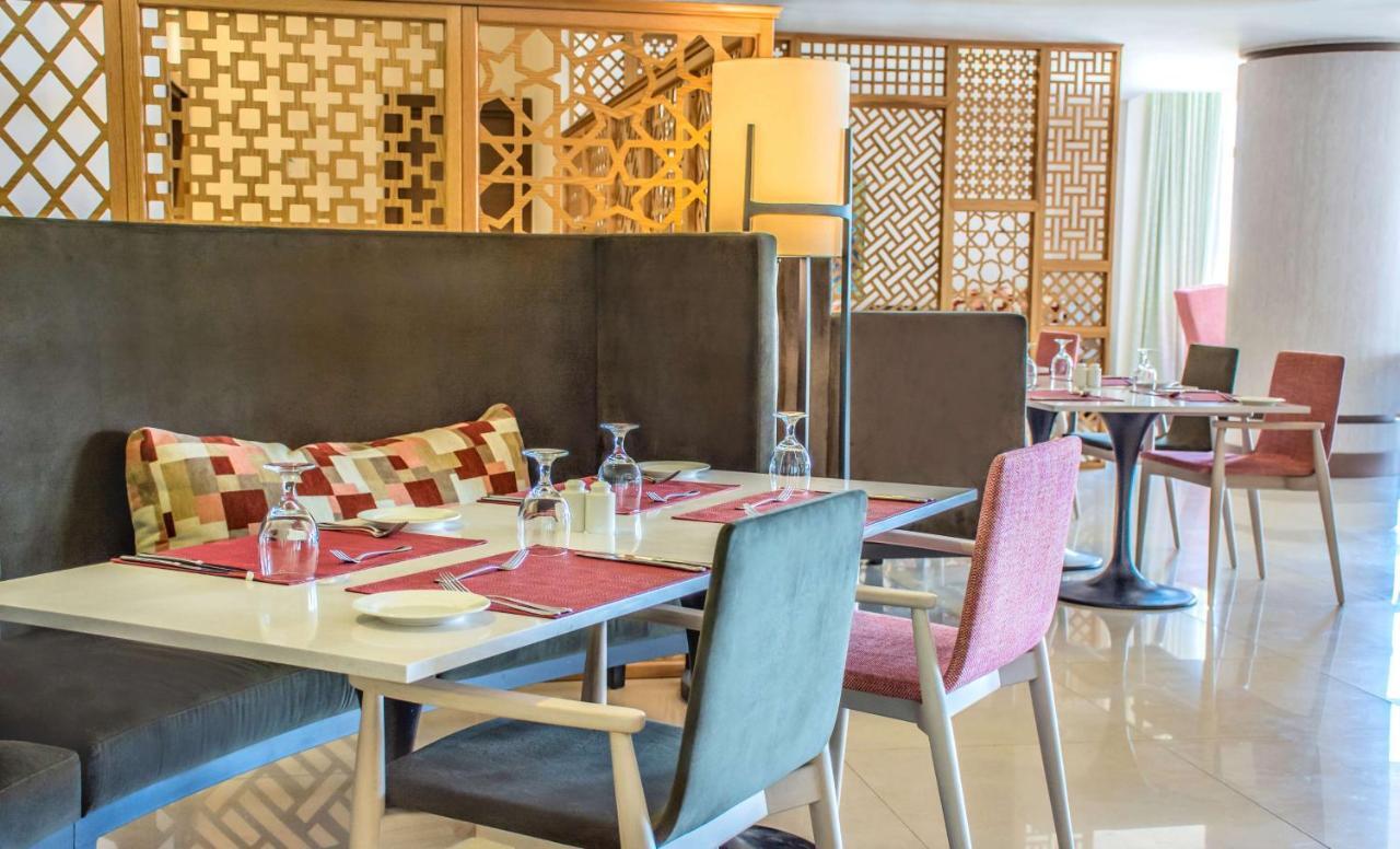 Radisson Blu Resort, Al Khobar ハーフ・ムーン・ベイ エクステリア 写真 The restaurant